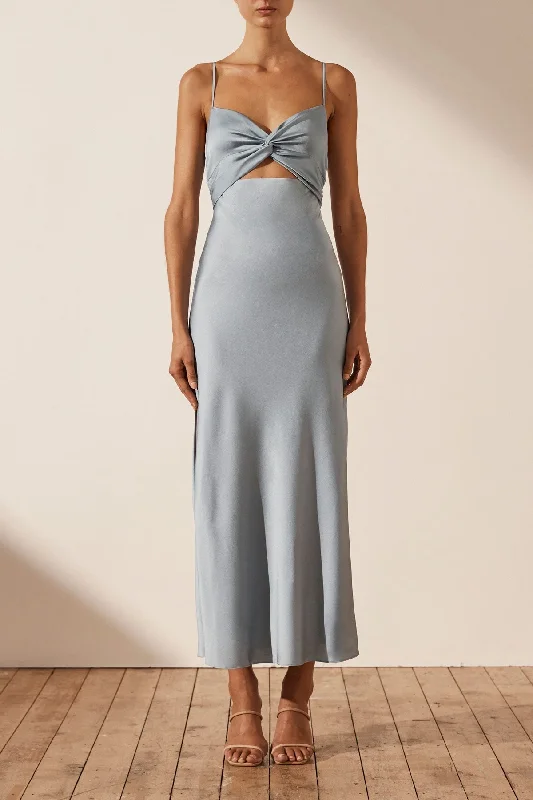 Refresh your wardrobe with high-quality women’s fashion   LUXE TWIST FRONT SLEEVELESS MIDI DRESS - AZURE